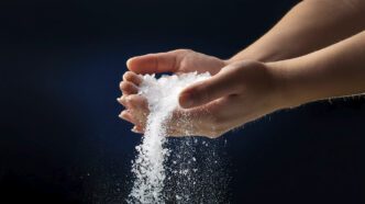 5 utilizzi alternativi del sale da cucina da scoprire