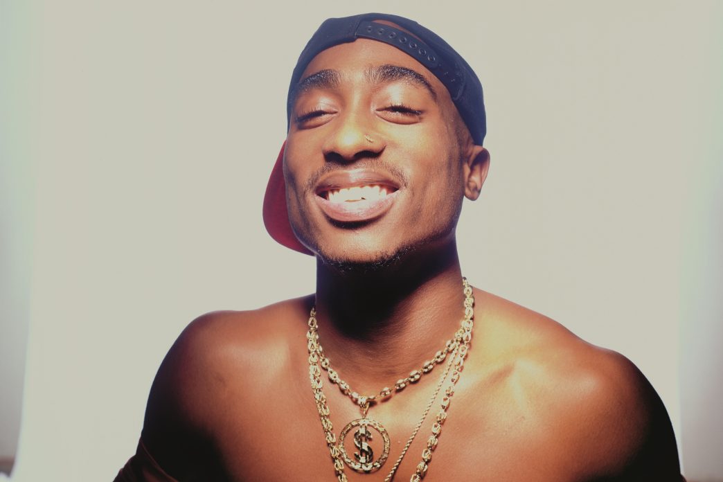 Tupac, arriva in Italia l’unica biografia autorizzata sul rapper statunitense